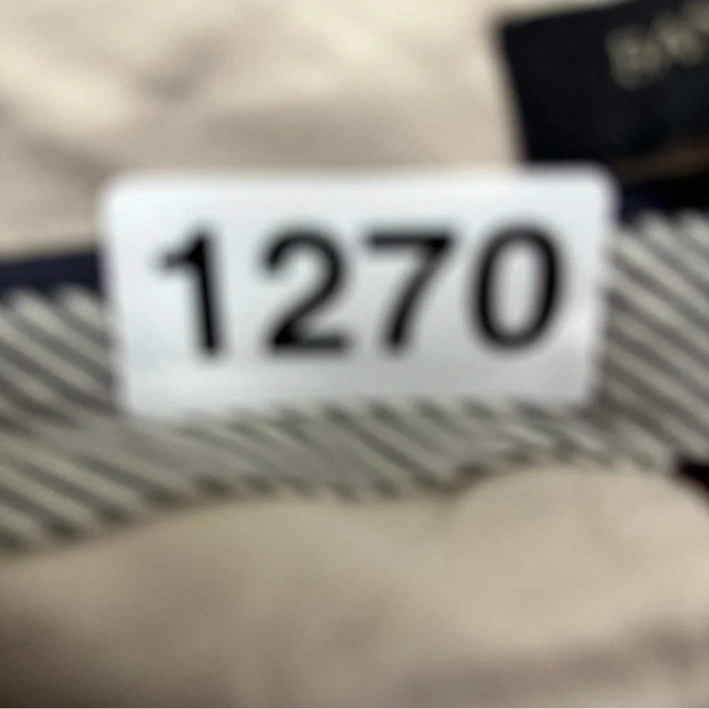 Banana Republic Gavin Chino Pants Men’s 28x30‎ Red